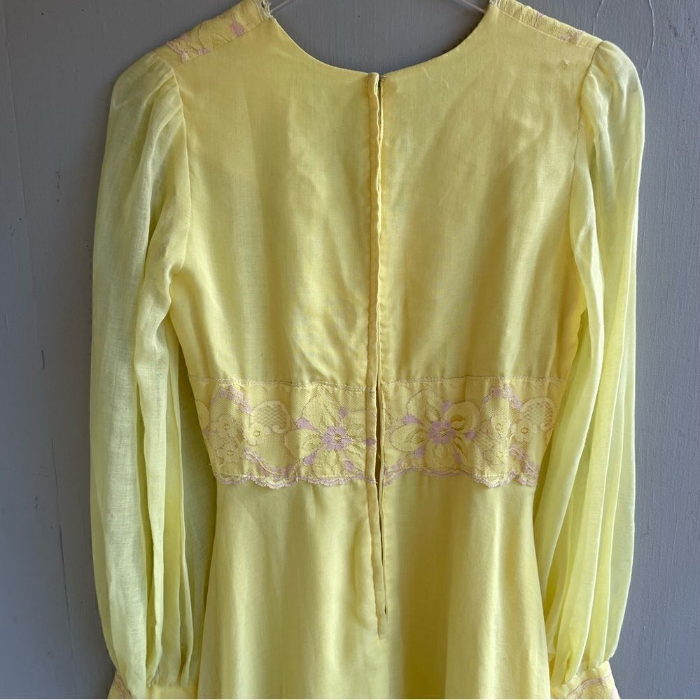 Vintage 1970s Pastel Yellow Maxi Dress - Picture 5 of 15